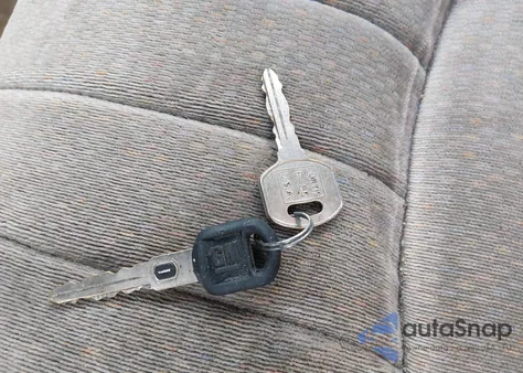 2000 Buick Century Custom из США, поврежденный, VIN 2G4WS52J5Y1300393